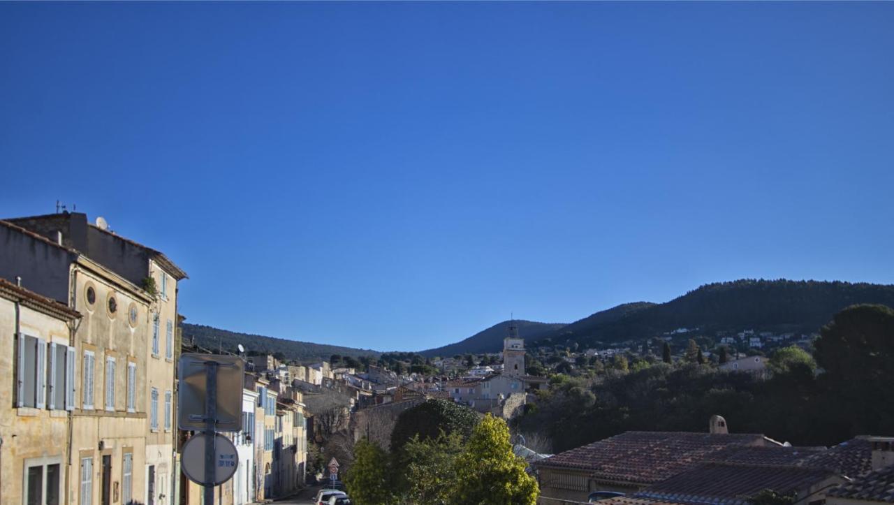 Studio Alon Ideal Pour Vos Vacances Ou Sejours Pros Saint-Cyr-sur-Mer Luaran gambar