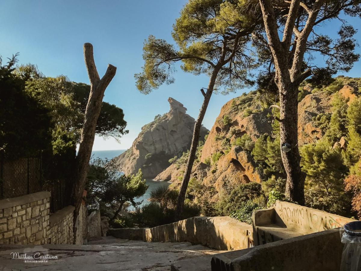Studio Alon Ideal Pour Vos Vacances Ou Sejours Pros Saint-Cyr-sur-Mer Luaran gambar