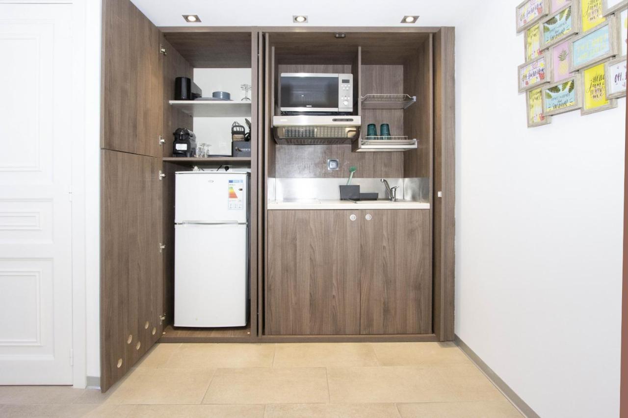 Studio Alon Ideal Pour Vos Vacances Ou Sejours Pros Saint-Cyr-sur-Mer Luaran gambar